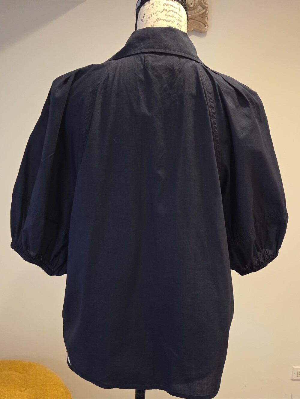 Velvet Graham And Spencer Women's Navy Puff-Sleeve Button-Up Shirt,  Size ?S - Picture 3 of 16